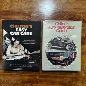 Chilton's Auto Restoraton Guide- Burt Mills- 1975- 291 Pages + 1978 Chilton HC
